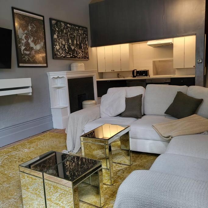 5 Luxury Spacious Loft - Prime Location - Comfortable Bed & Sofa Hove Exteriér fotografie