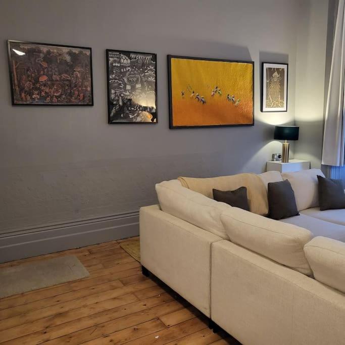 5 Luxury Spacious Loft - Prime Location - Comfortable Bed & Sofa Hove Exteriér fotografie