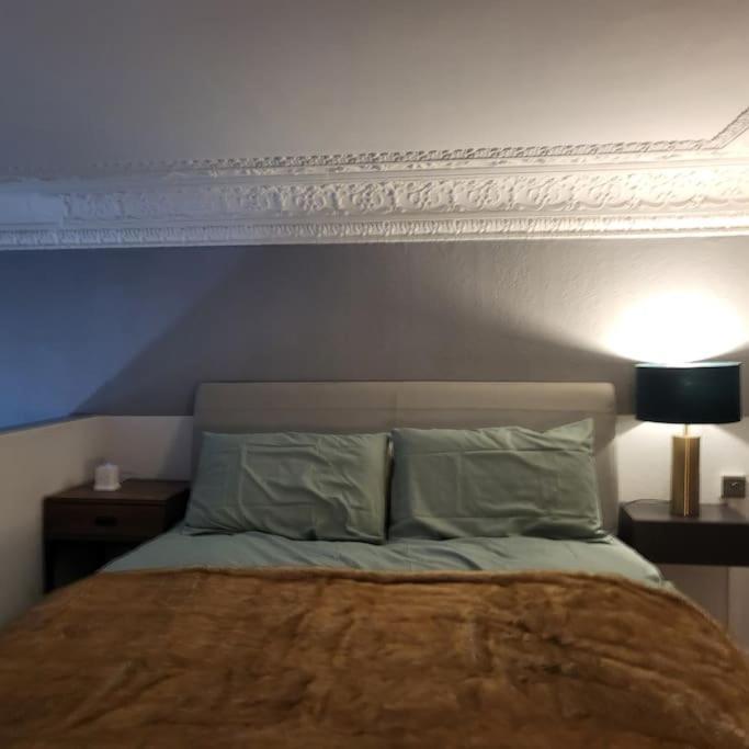 5 Luxury Spacious Loft - Prime Location - Comfortable Bed & Sofa Hove Exteriér fotografie