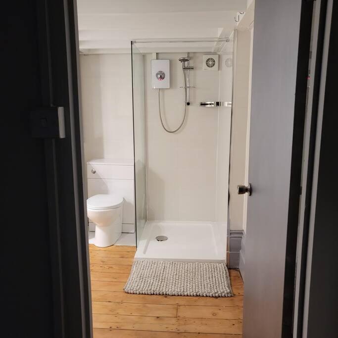 5 Luxury Spacious Loft - Prime Location - Comfortable Bed & Sofa Hove Exteriér fotografie
